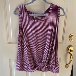 Women’s Nine Britton burgundy striped knotted tank. Size XL